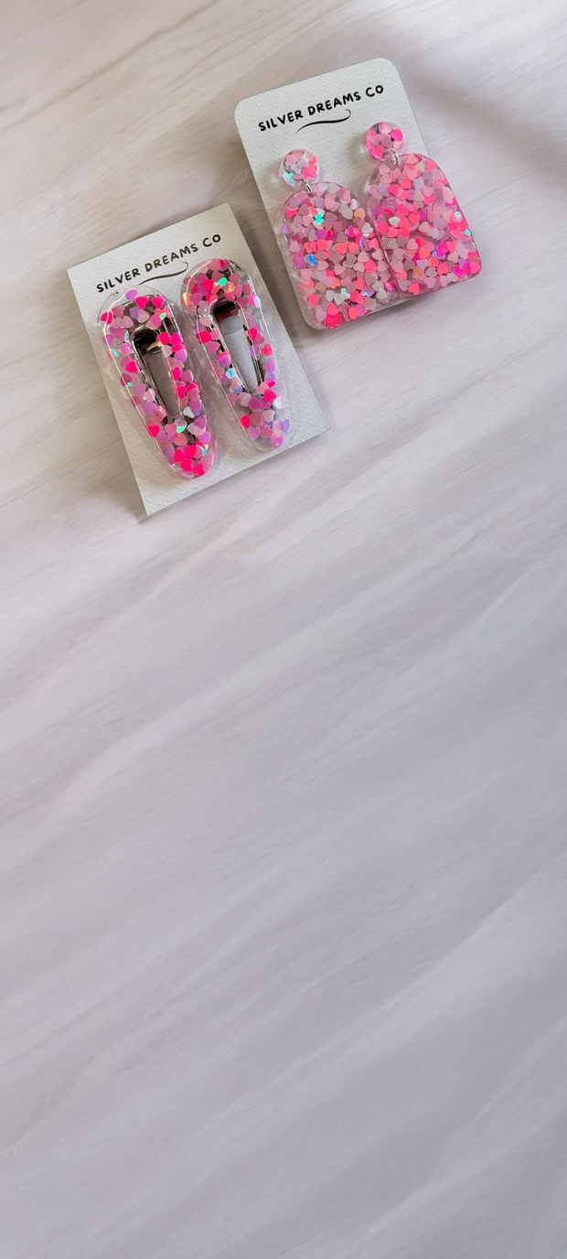 <h1>Handmade Resin Jewellery</h1>